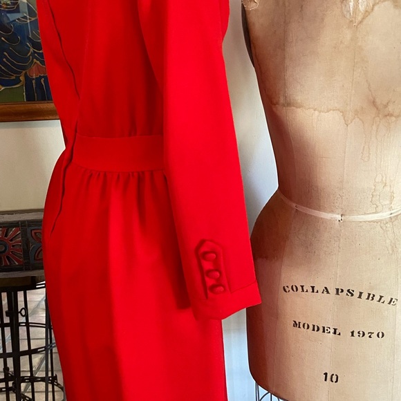 Beautiful Vintage Bright Red Ricco California Dress - Picture 5 of 10